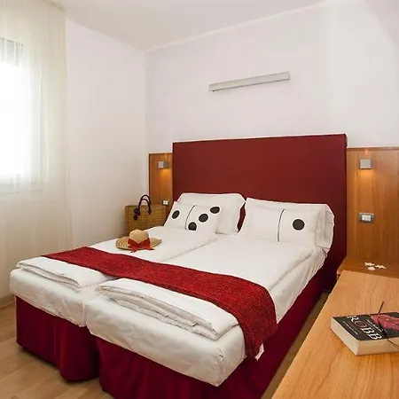 Отель Torino 3*