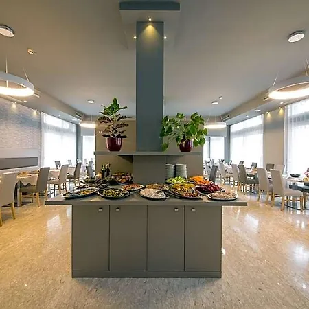Torino 3*