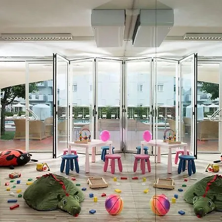 מלון Torino 3*